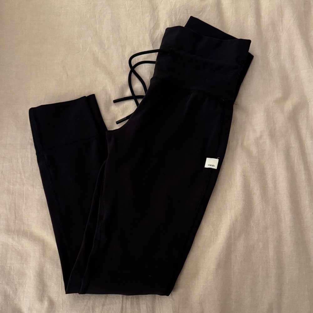 Vuori Women’s Daily Form Leggings Size XS